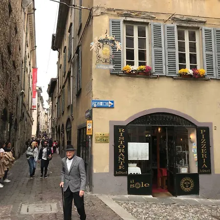 伊尔索尔酒店